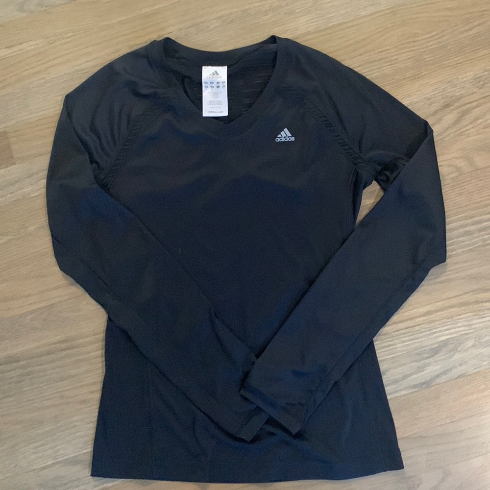 Adidas climcool shirt size S